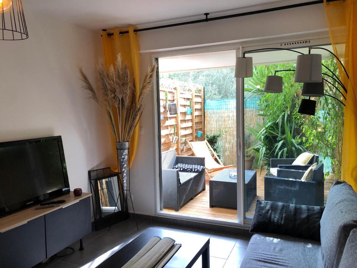 Agreable T2 Traversant Rdc Avec Terrasse + Balcon+ Parking 2 Places มงต์เปอลิเยร์ ภายนอก รูปภาพ