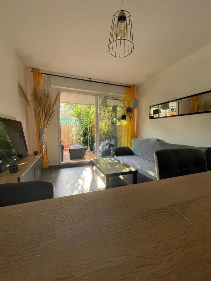 Agreable T2 Traversant Rdc Avec Terrasse + Balcon+ Parking 2 Places มงต์เปอลิเยร์ ภายนอก รูปภาพ